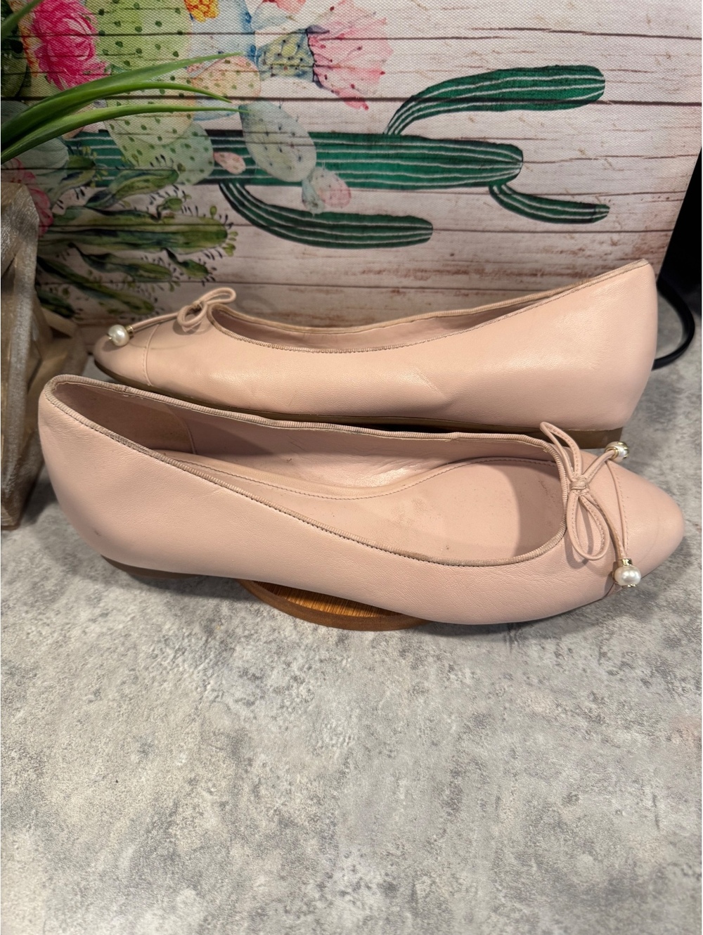 Michael Kors Gia Ballet Flats – Leather, pointed toe, slip-on size 9M